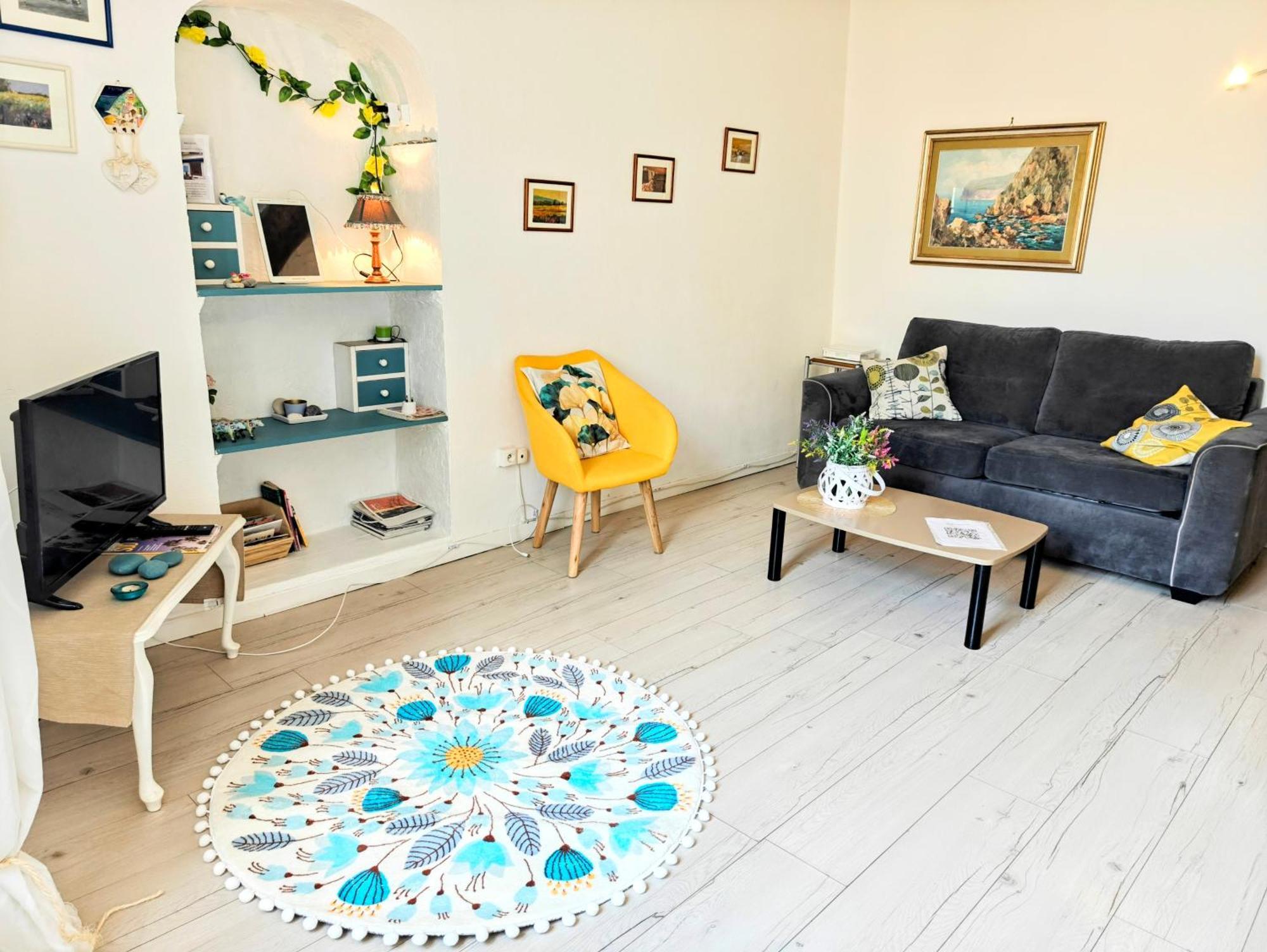St Joseph - Great Holiday Flat - Old Town For 4 ニース エクステリア 写真
